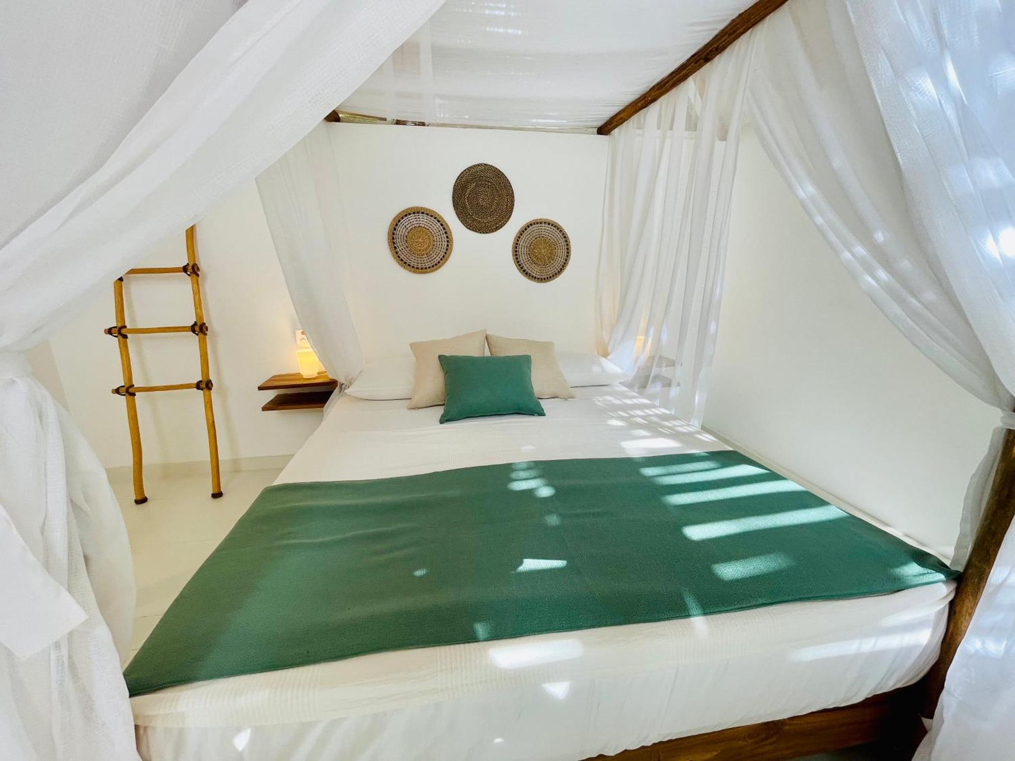 Leeloo Boutique Hotel Лас-Терренас Екстер'єр фото